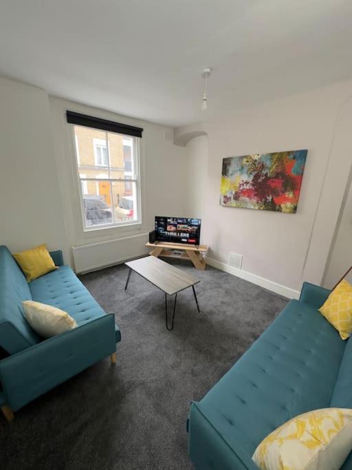 Hackney Mid & Long-Term Stays London Exterior photo