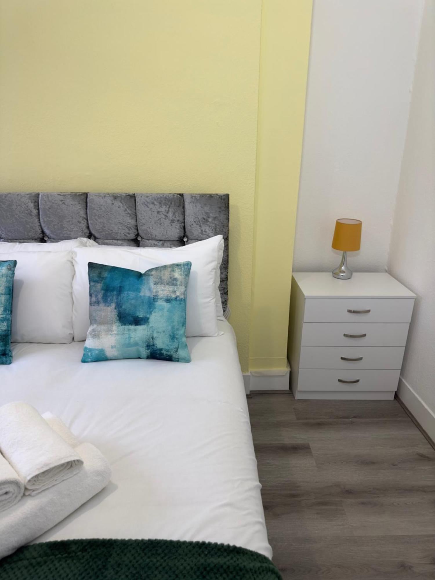 Hackney Mid & Long-Term Stays London Exterior photo