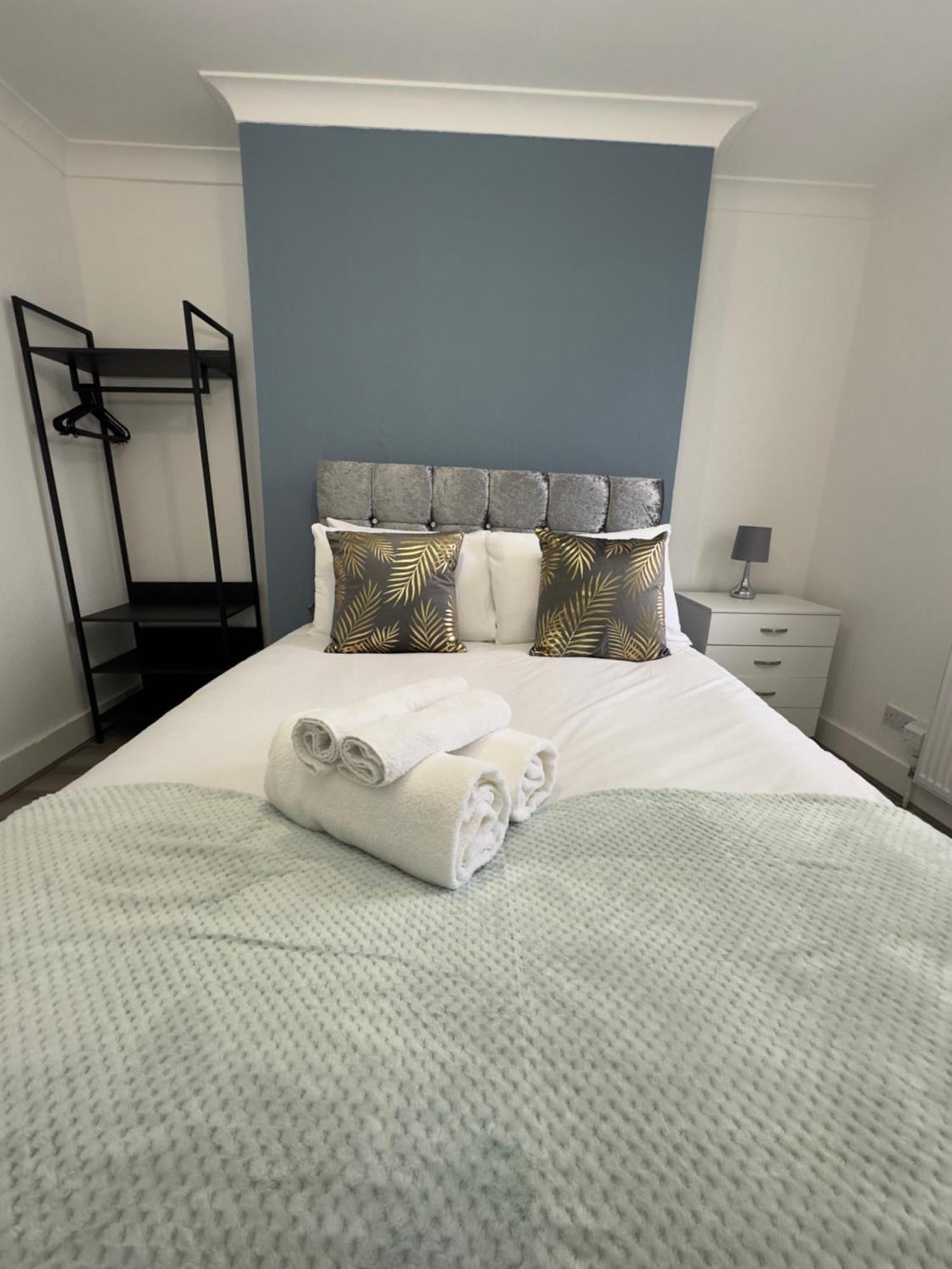 Hackney Mid & Long-Term Stays London Exterior photo